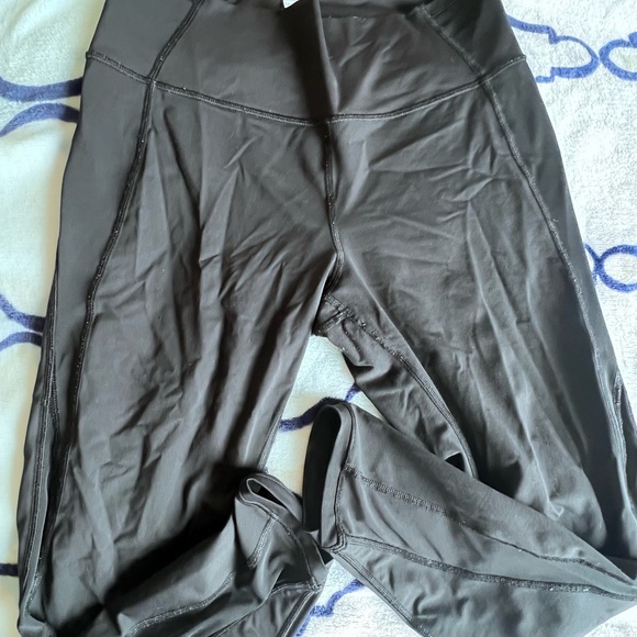 LULULEMON - Picture 4 of 6